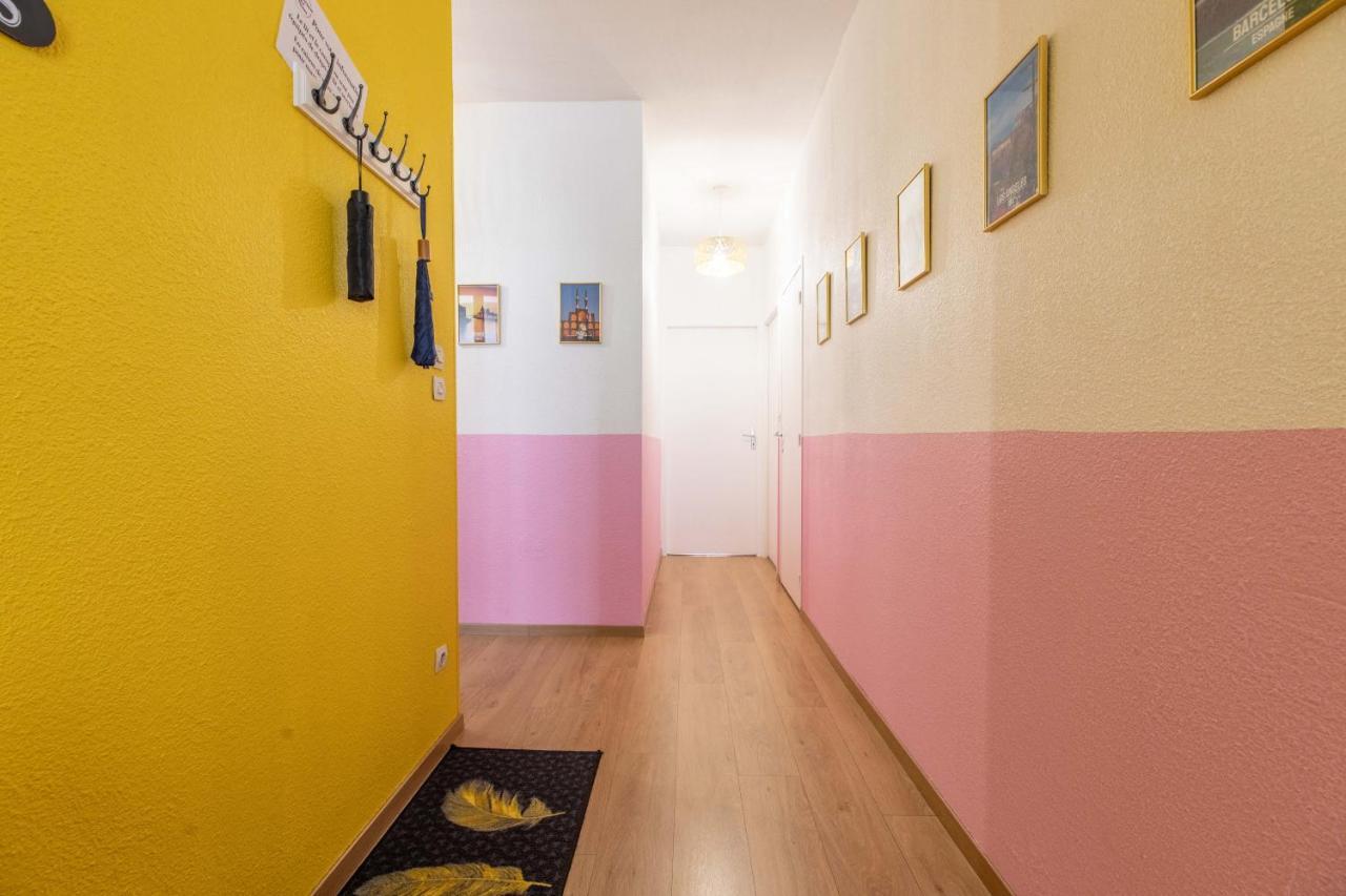 Appartement Evasion Centre-ville. 2 à 8 Personnes. Parking *