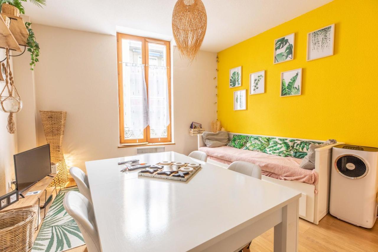 Evasion Centre-ville. 2 à 8 Personnes. Parking Appartement *